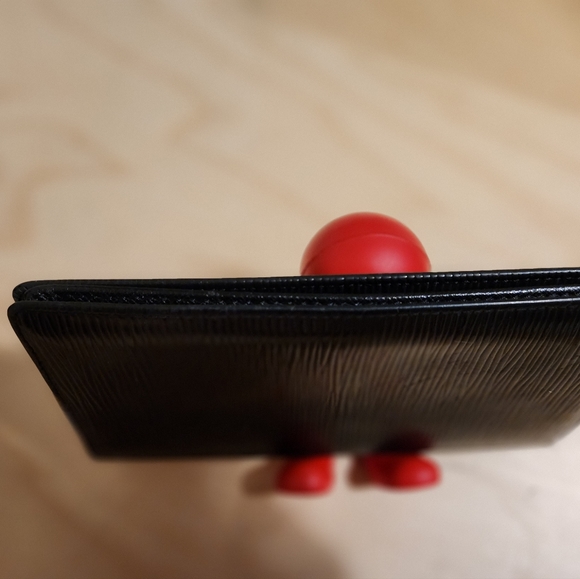 Authentic Louis Vuitton Wallets - Picture 11 of 16